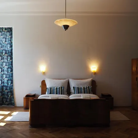 Ucitelov - The Teachers House Holiday home *