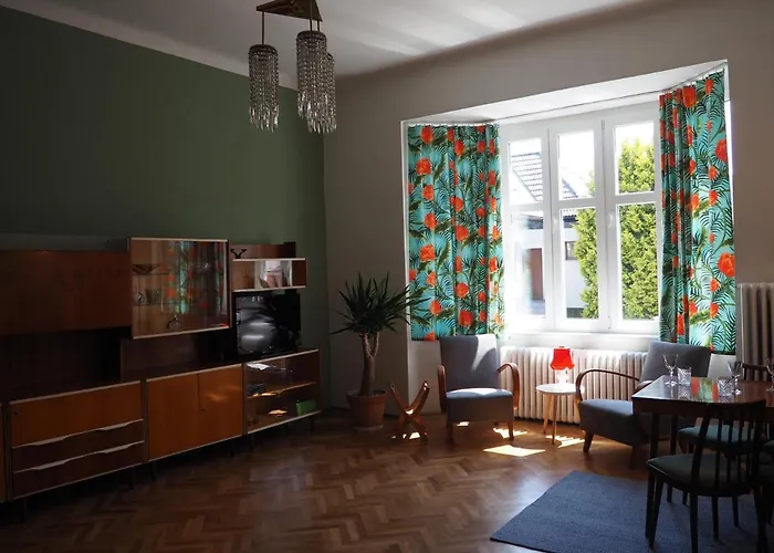 Ucitelov - The Teachers House Casa de Férias *